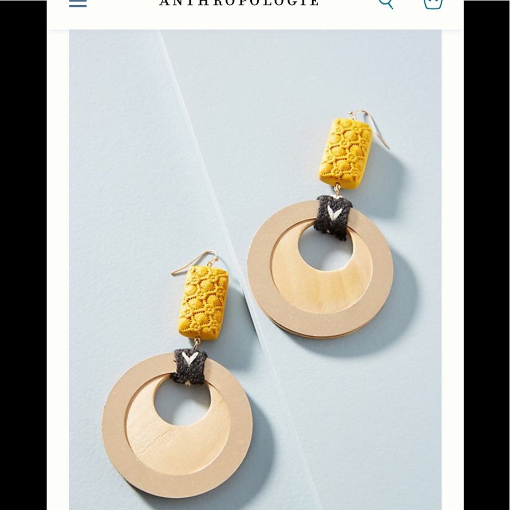 Anthroplogie Sedgwick wooden drop earrings